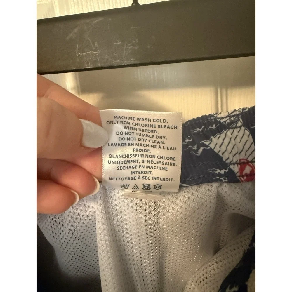 Vineyard Vines Men Blue SailBoat Mesh Lined Swim Trunk Shorts Size M Lightweight